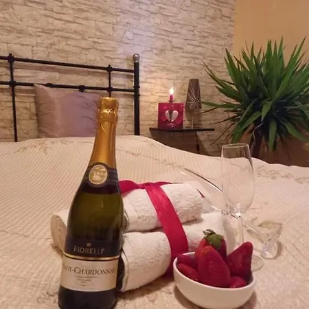Casa Allorello Bed & Breakfast *